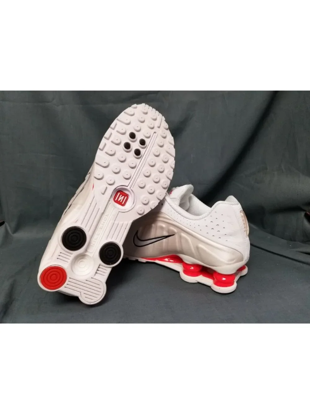 Nike Shox R4 White Phantom Picante Red AR3565 103 Women's Size 9.5 NEW NO BOX!